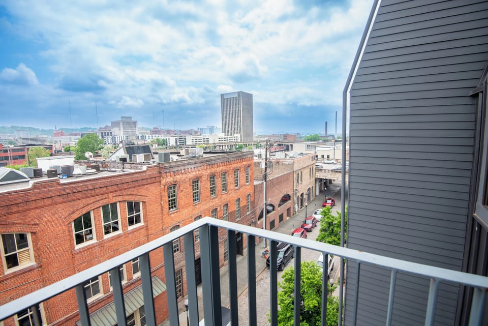 The balcony view offers an exclusive glimpse of the area’s beauty, promising serene moments of reflection or admiration. Reach out to us for our personalized concierge services and handpicked local experiences. 