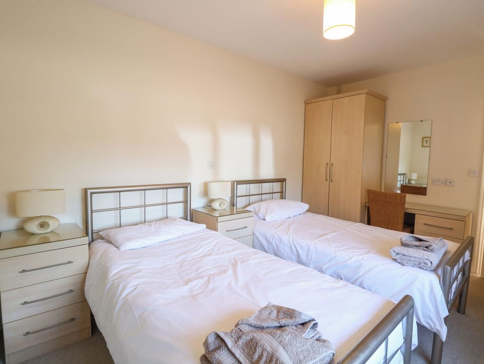 2 bedrooms, individually decorated, individually furnished, free WiFi