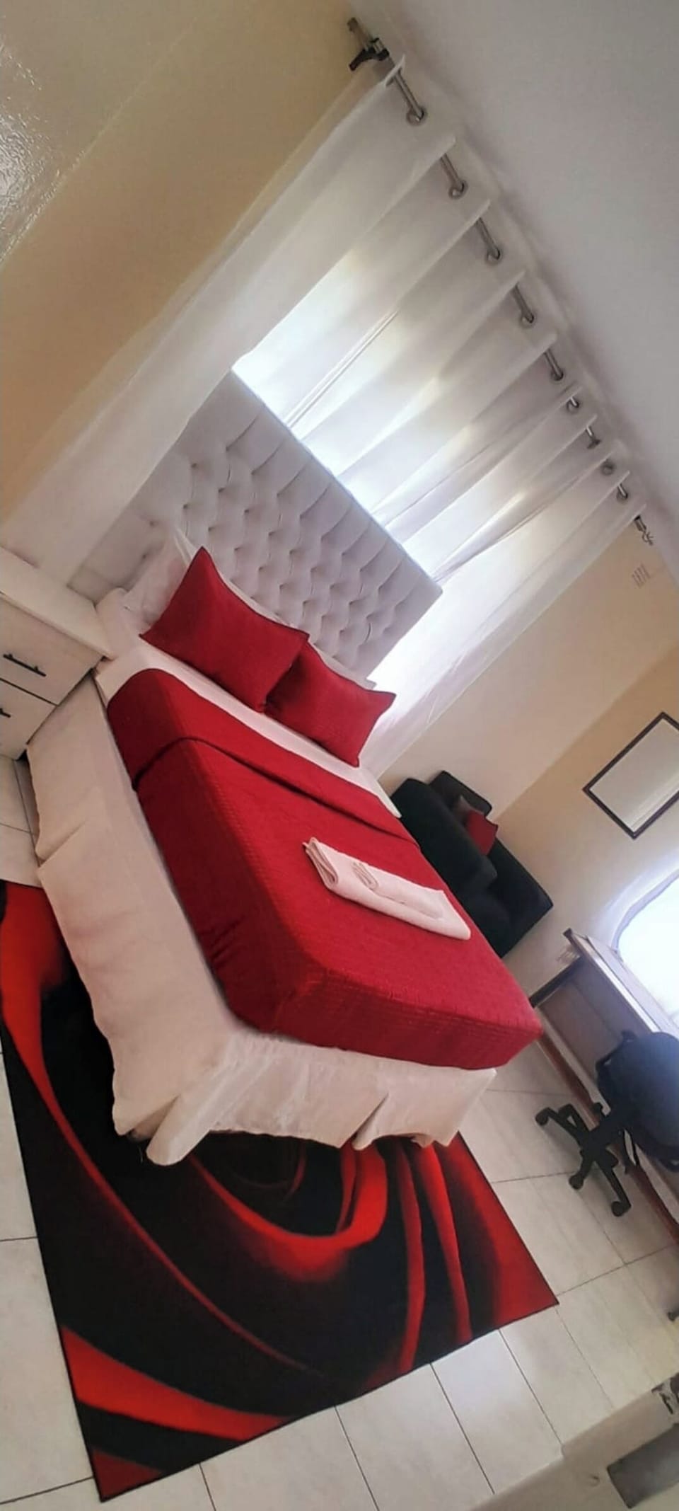 Comfort Double Room Single Use | Blackout drapes, soundproofing, iron/ironing board, free WiFi