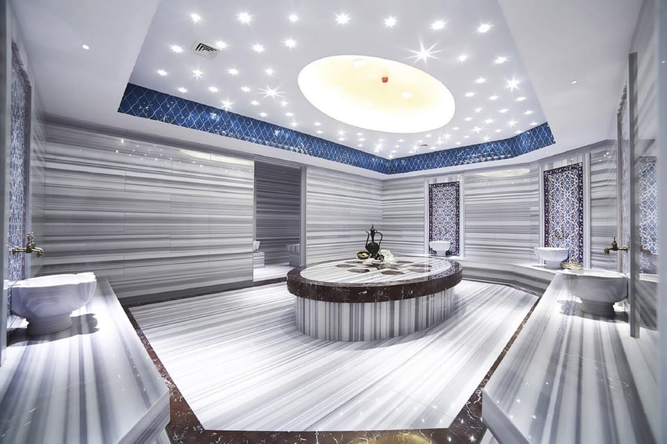 Sauna, steam room, massages