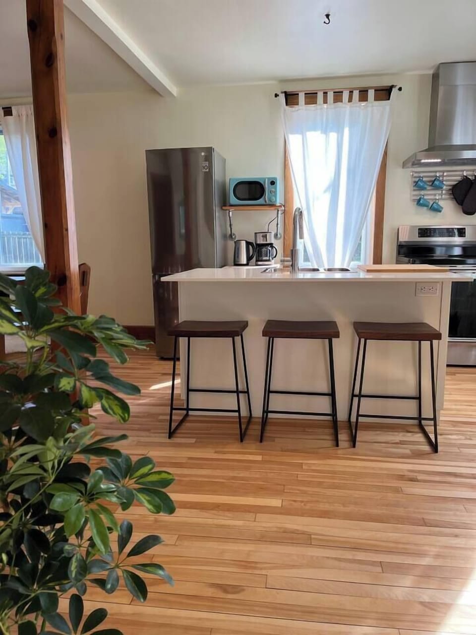 Kitchen with Island
