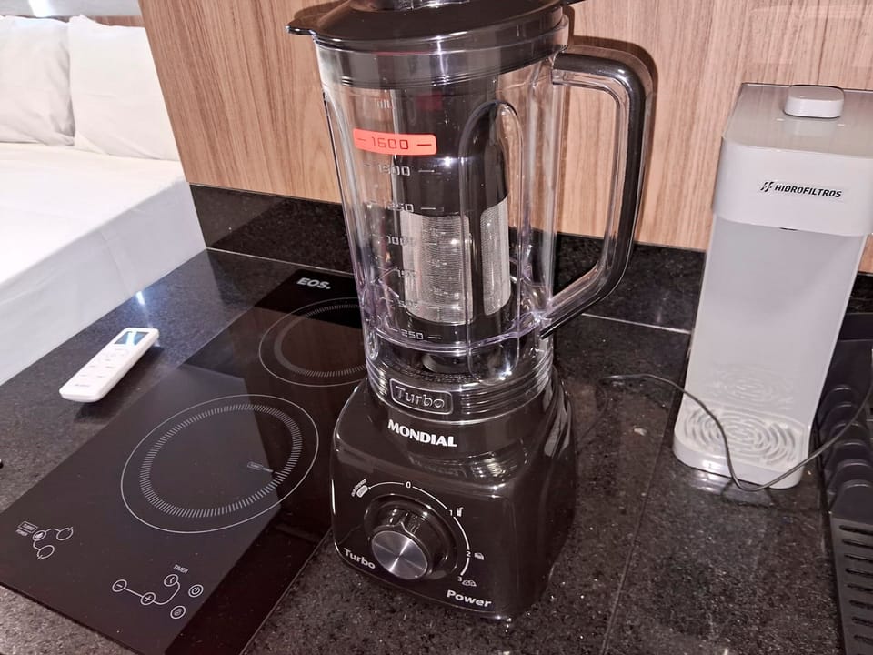 Basic Apartment | Private kitchen | Fridge, stovetop, coffee/tea maker, blender