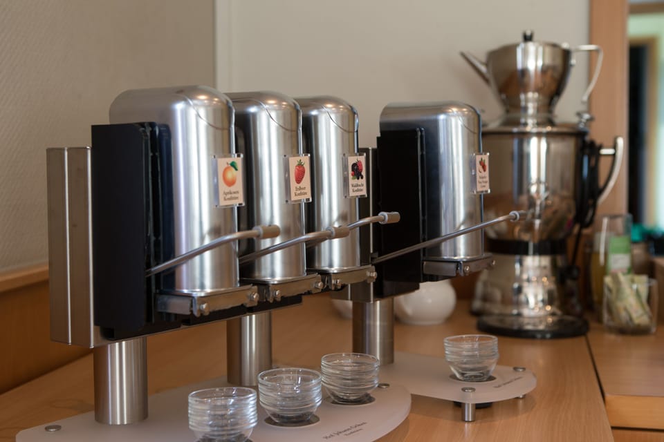 Daily buffet breakfast (EUR 19 per person)