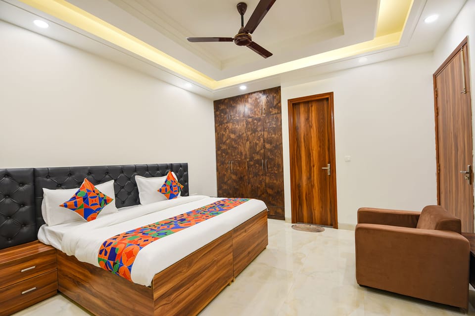 Premium Room | Egyptian cotton sheets, premium bedding, in-room safe, free WiFi