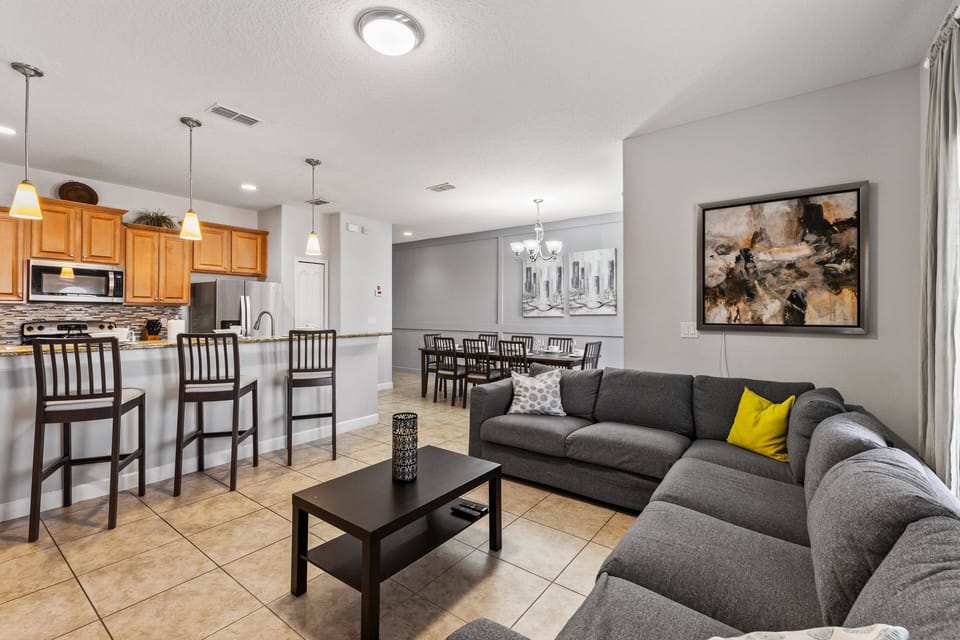 House (4 Bedrooms) | Property amenity