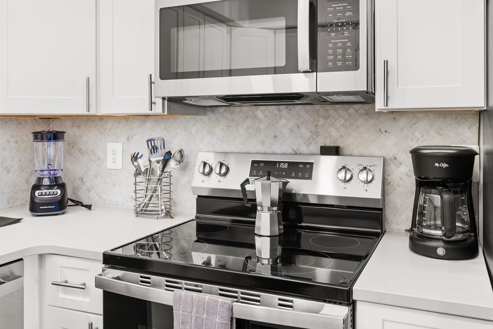Cook, blend, brew, or bake — our fully stocked kitchen makes it all easy and enjoyable.