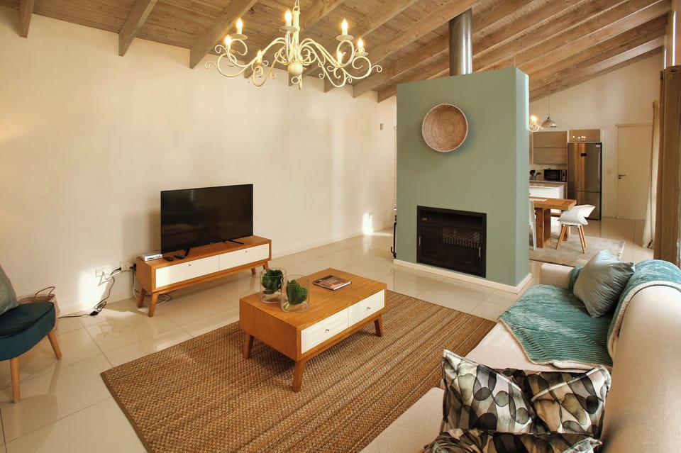 Family House, Patio, Garden View | Living area | Flat-screen TV, fireplace, offices