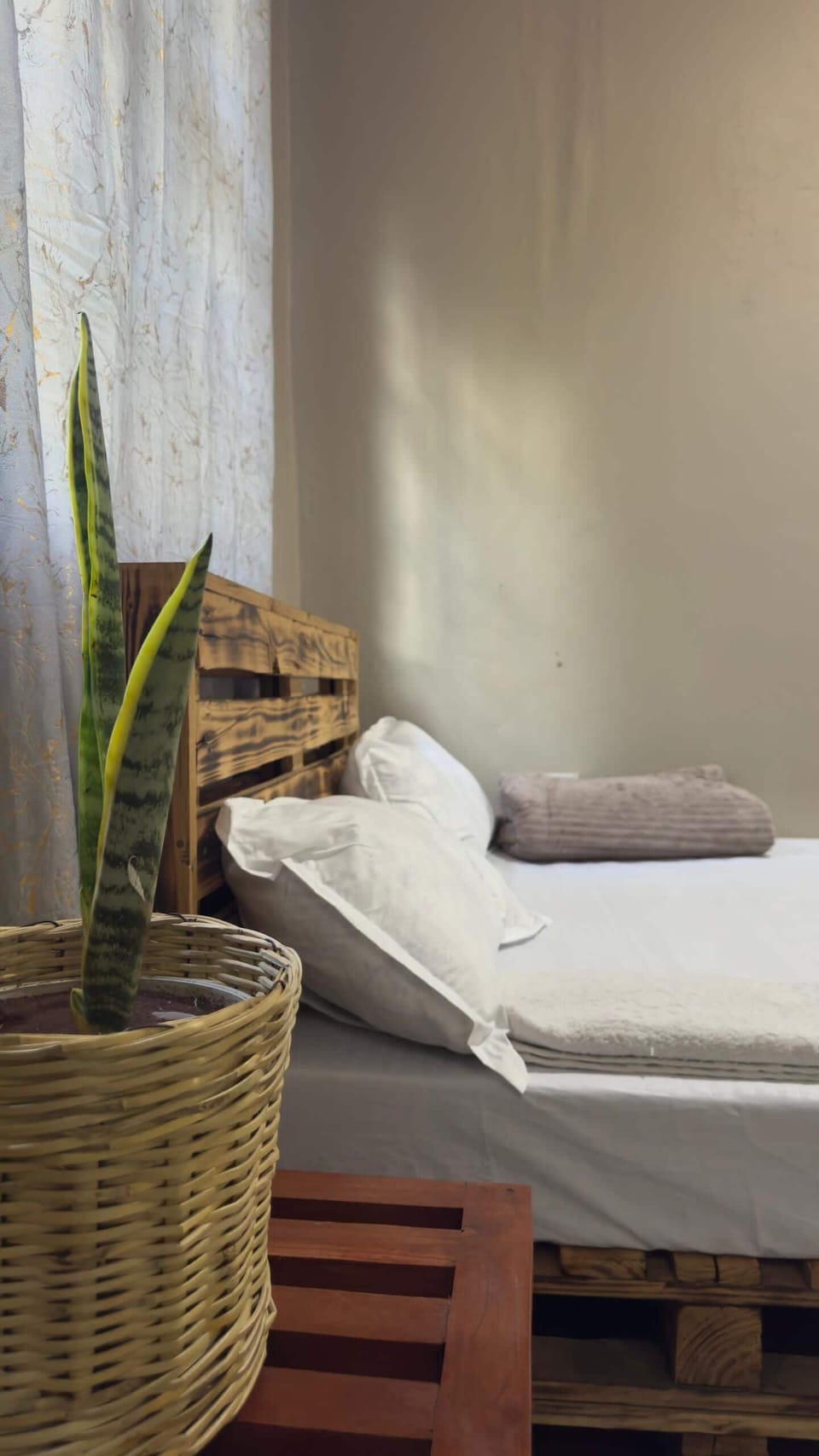 Double Room, Garden View | In-room safe, desk, laptop workspace, iron/ironing board