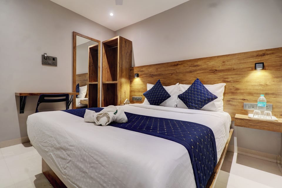 Deluxe Double Room | Free WiFi