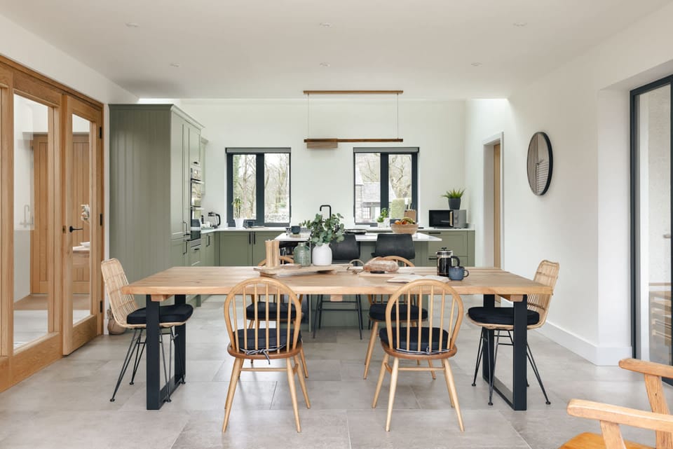House | 5 bedrooms, high-speed internet