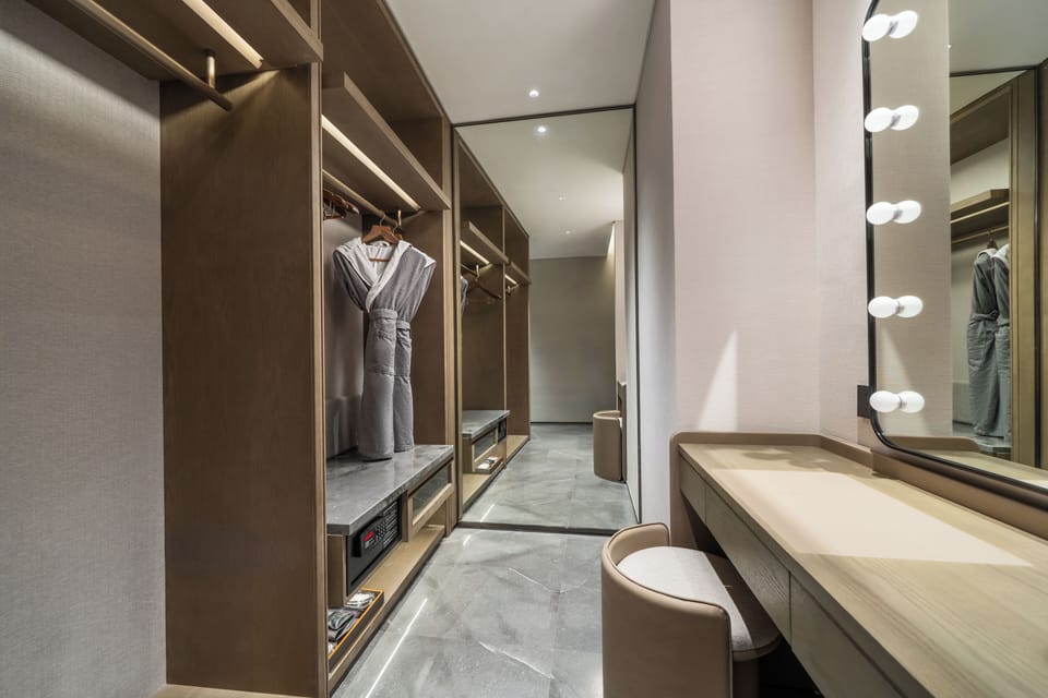 Executive Double Room Single Use | Free minibar, soundproofing, free WiFi, bed sheets