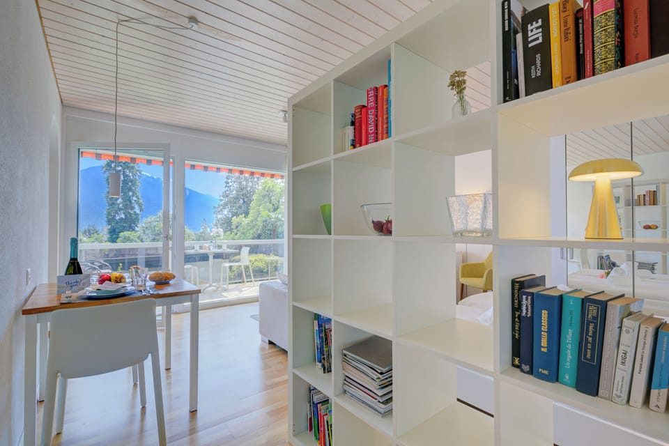 Family Studio, Microwave, Mountain View (Casa Miramonti Muralto with Garage) | Interior