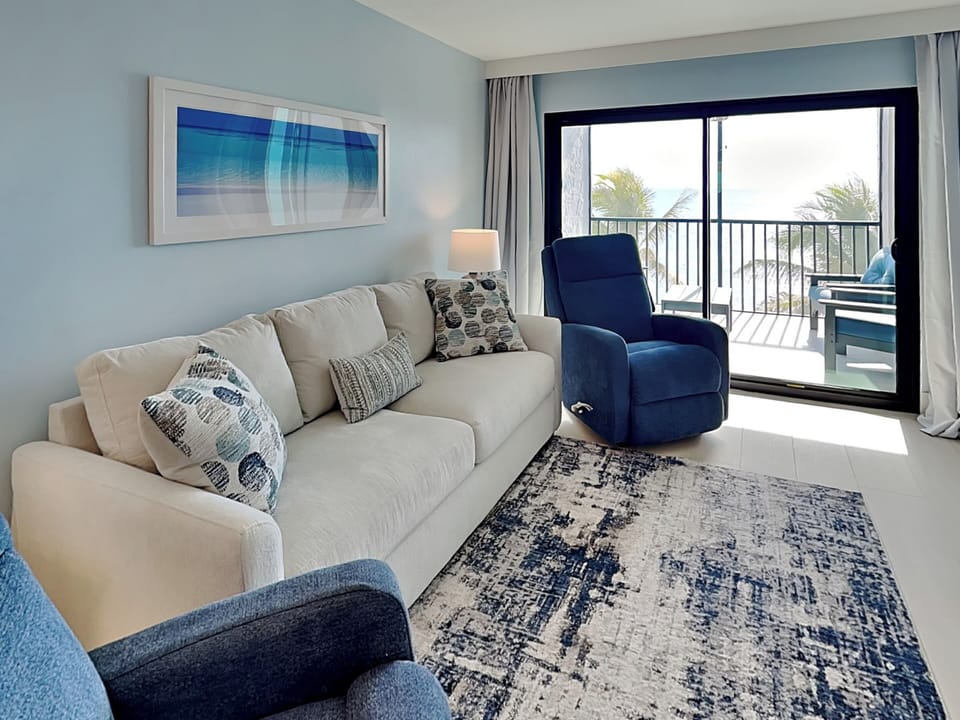 Living Room with a Smart TV, Gulf Views and Balcony Access