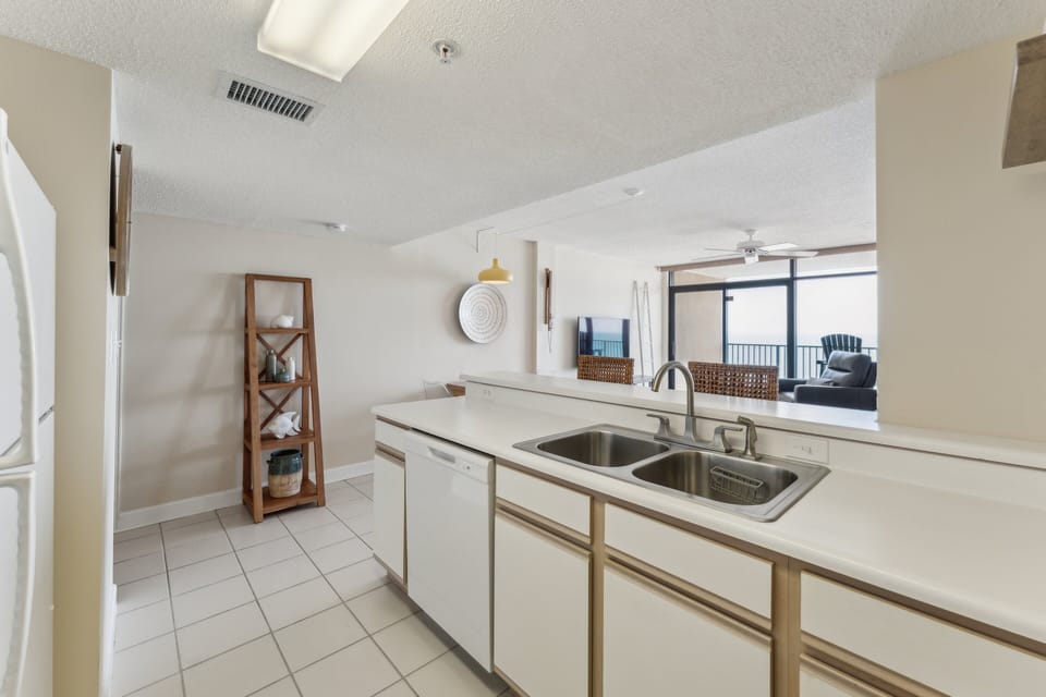 Condo, 1 Bedroom | Interior