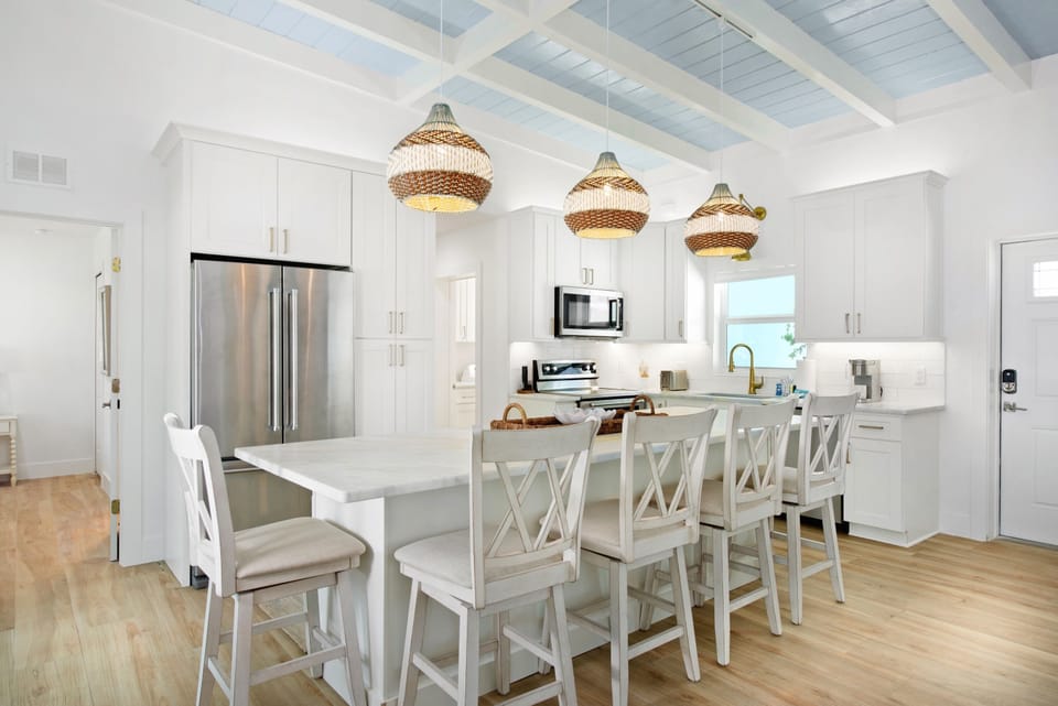 Kitchen island with plenty of seating options for everyone.