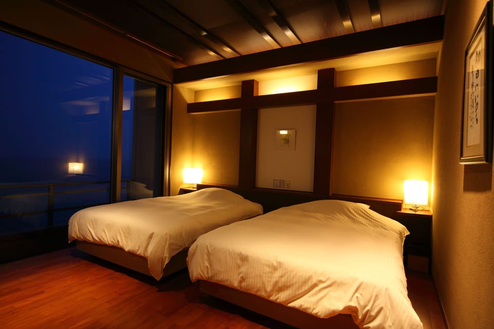 Luxury Suite Room with Open-air Bath and Tatami Area (TYPE P) | Minibar, in-room safe