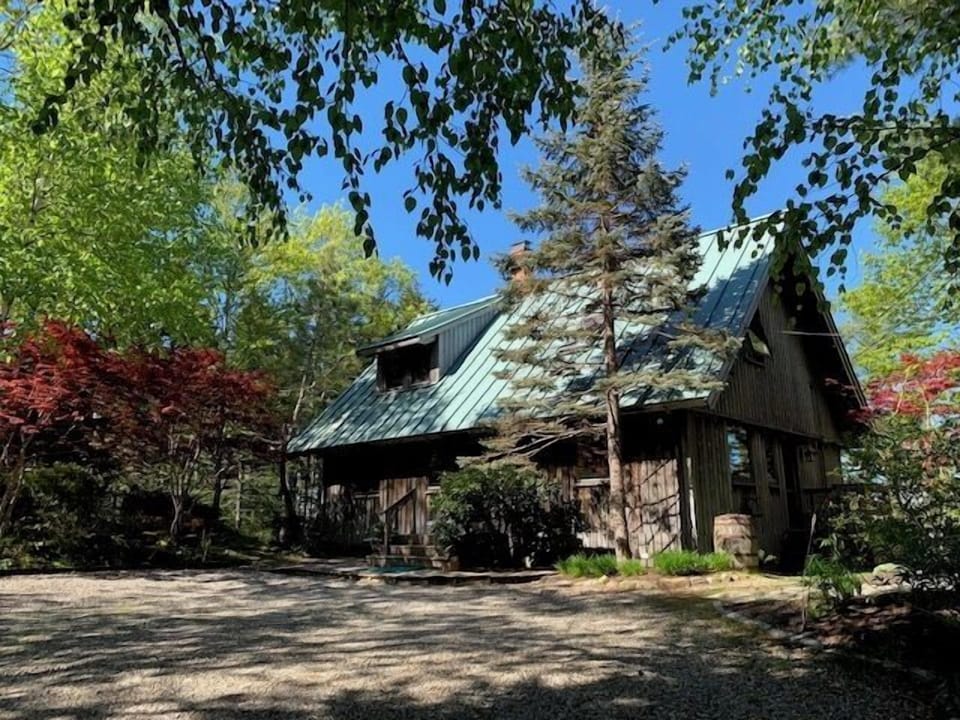 Samoset House exterior