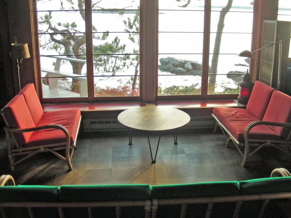 Sitting area