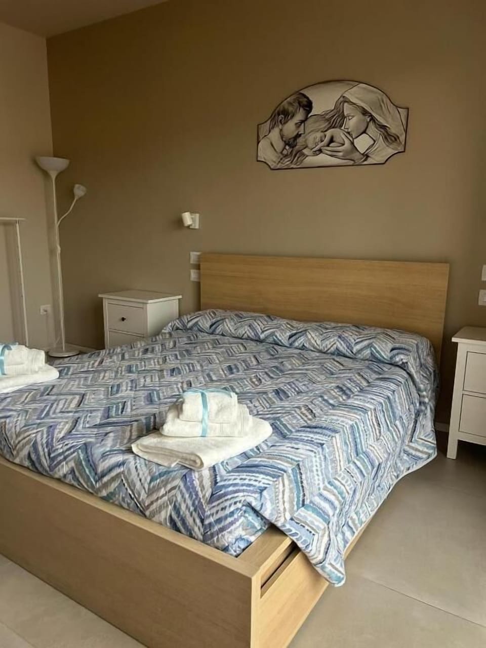 Triple Room, Non Smoking, Kitchenette | Free WiFi, bed sheets