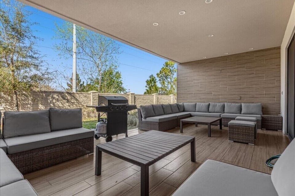 7471BrooklynDrive(22)