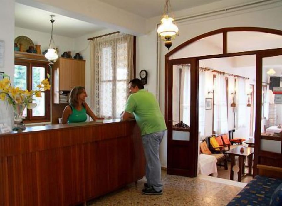 Hotel Artemon Hotel in Milos
