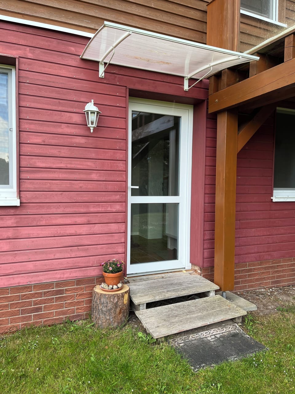 Exterior detail