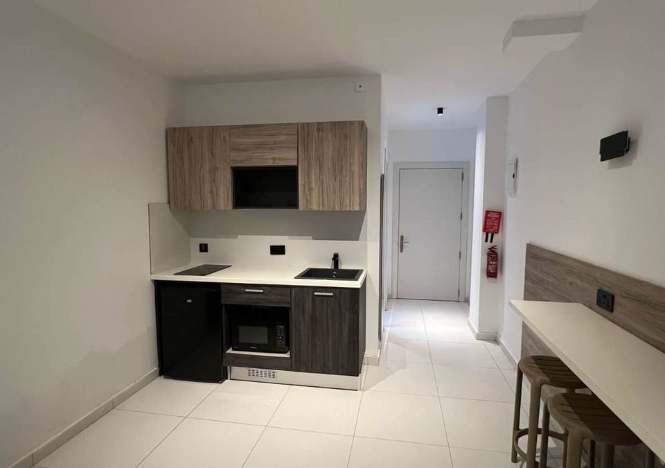 Kitchen/Dining Area