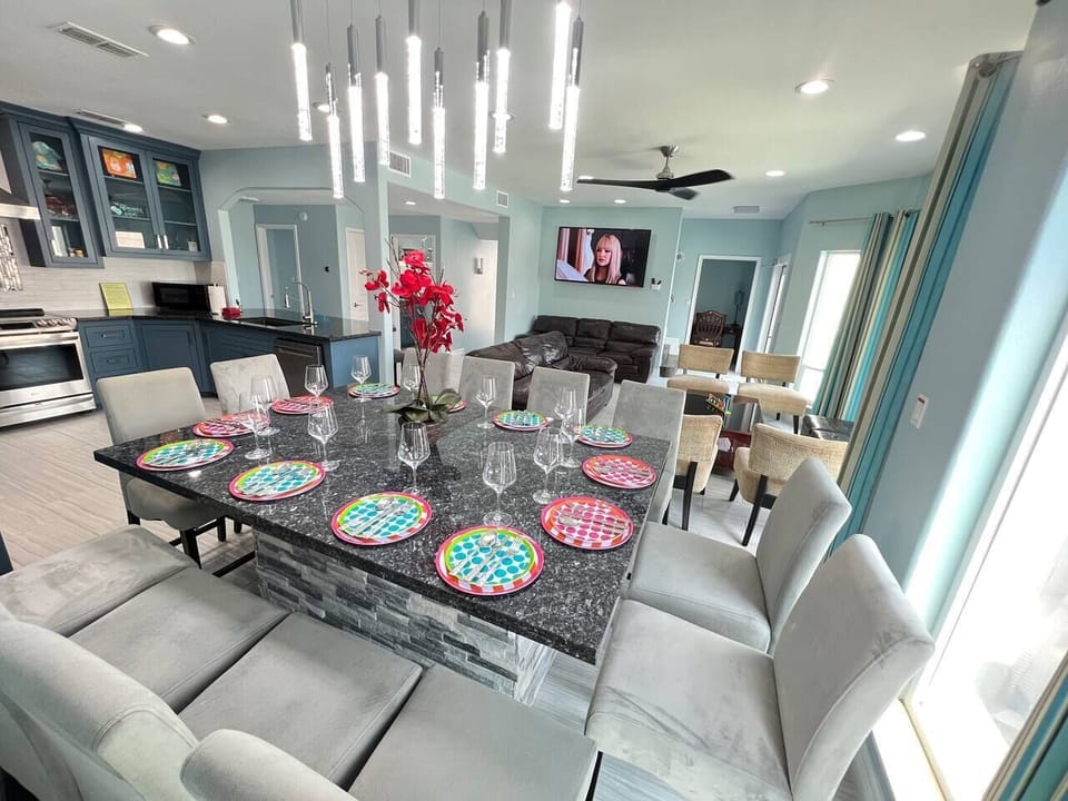 ebcdd52b-1af8-4b18-ad97-c218eacfcc47