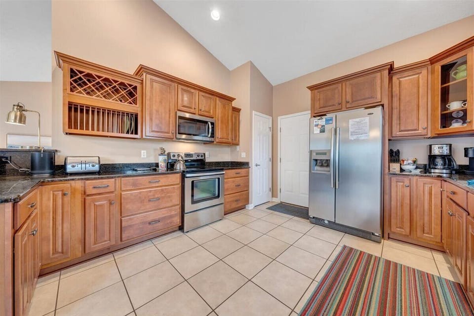 Kitchen w/Garage Entrance