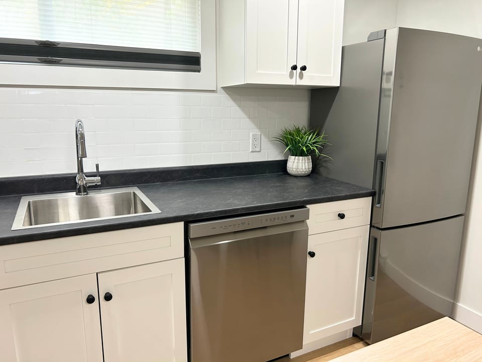 Kitchen even includes a dishwasher