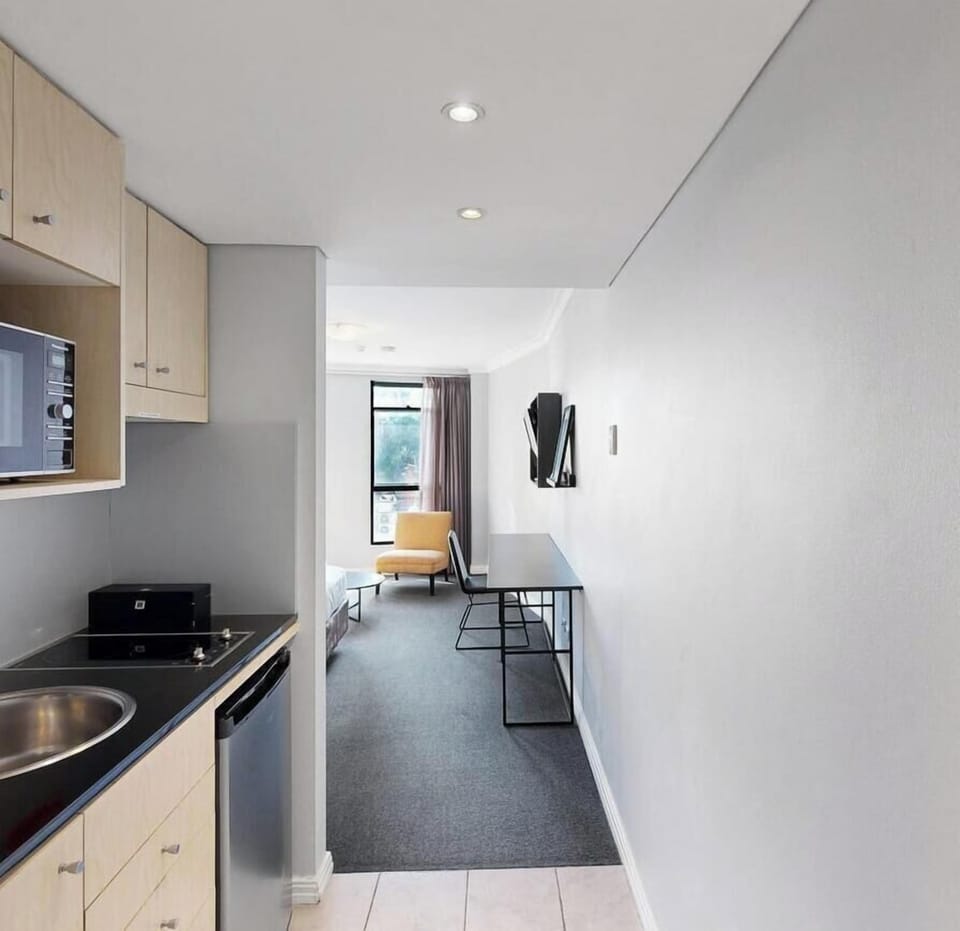 Functional kitchen for light cooking