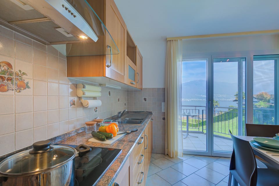 Kitchen and dining area