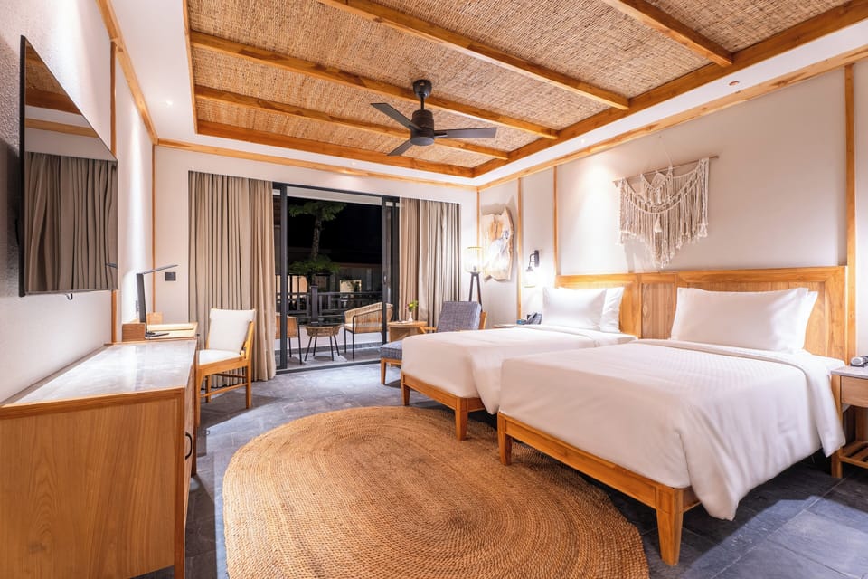 Minibar, in-room safe, blackout drapes, soundproofing