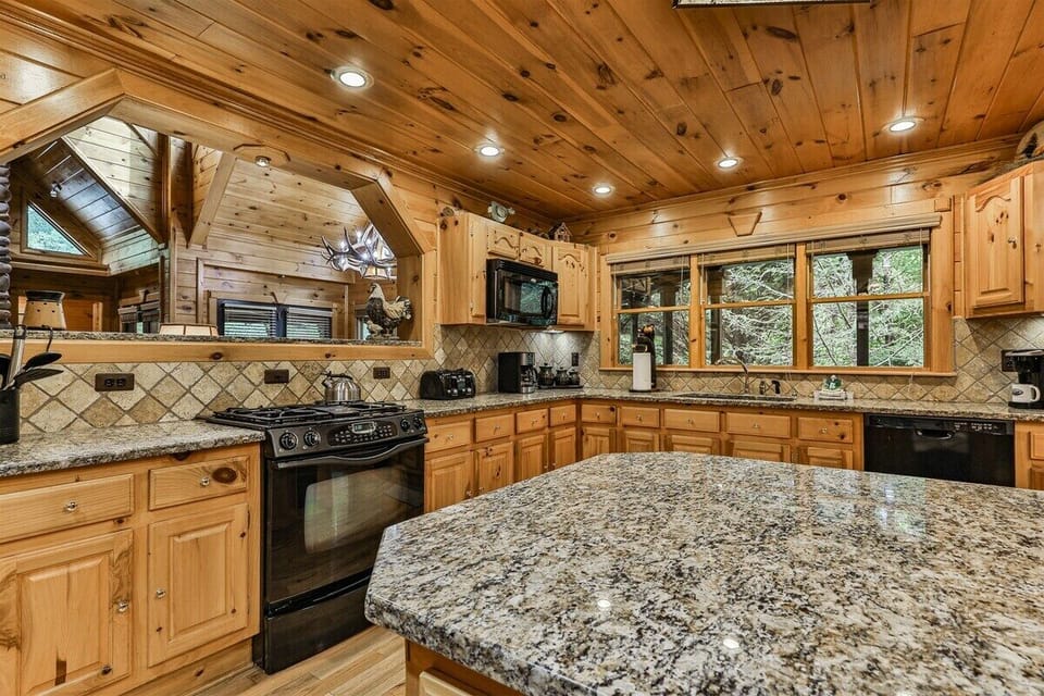 Large Kitchen Area