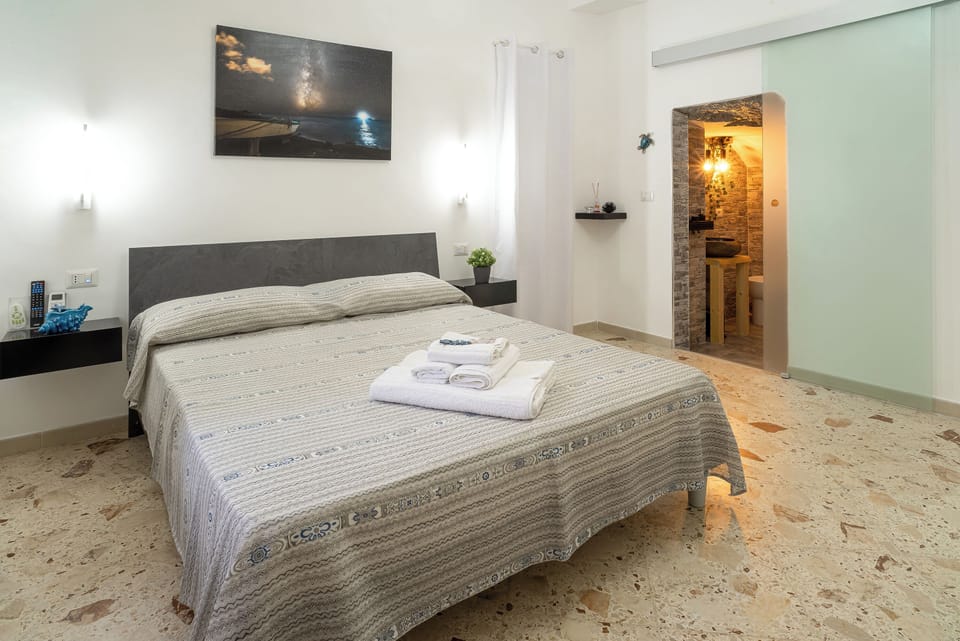 Superior Room | In-room safe, blackout drapes, iron/ironing board, free WiFi