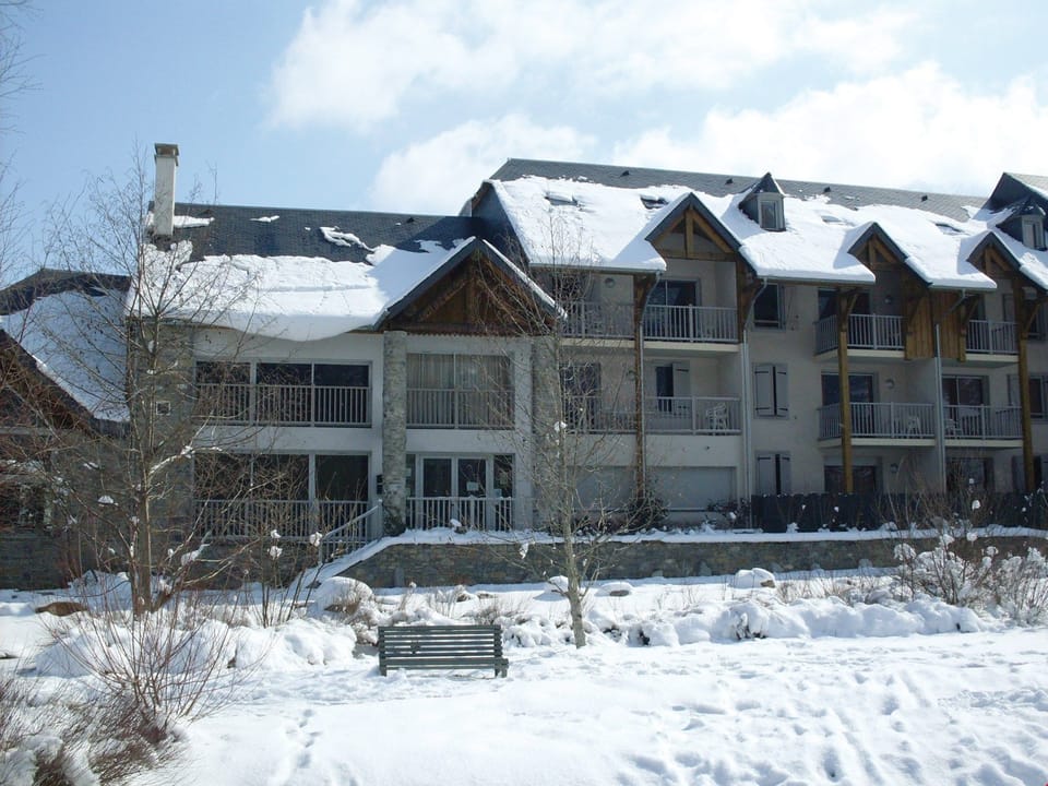 Located minutes to the pistes, this property offers the perfect mountain retreat.