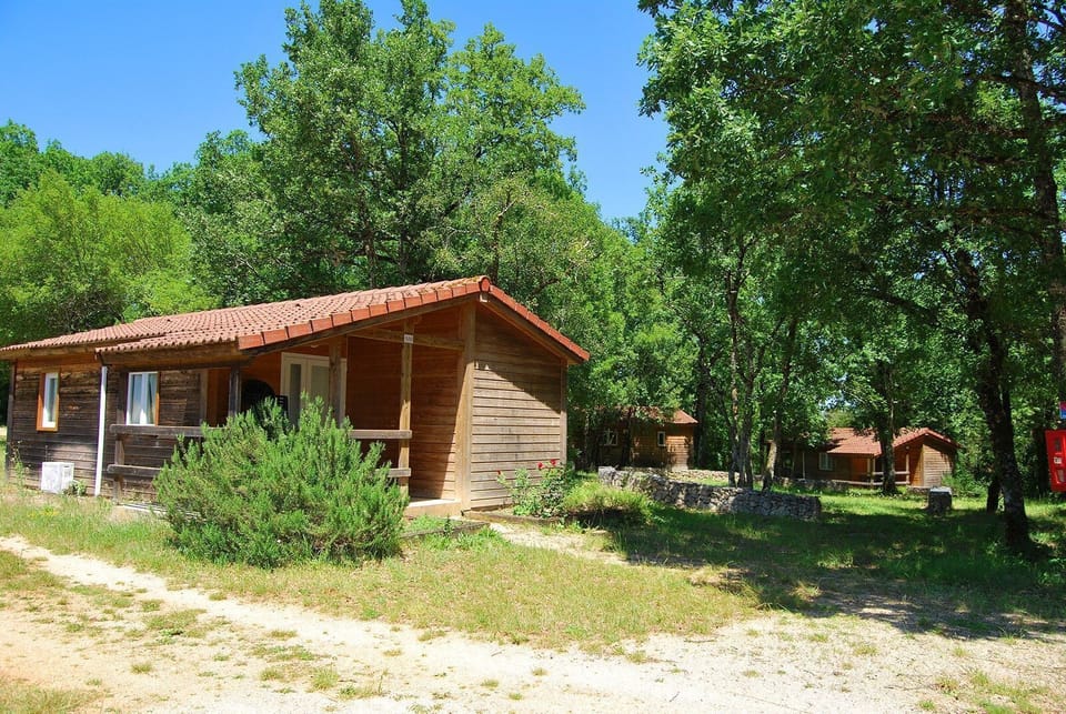 You will love to enjoy a relaxing vacation at this prime destination!