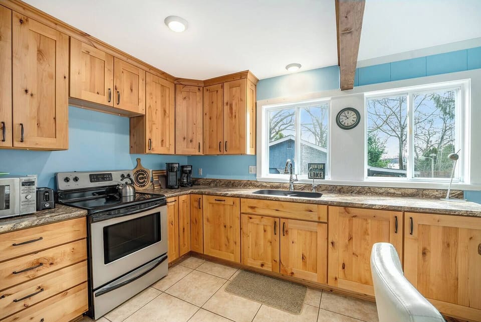 Well appointed kitchen for all your lakeside meals and cookouts.