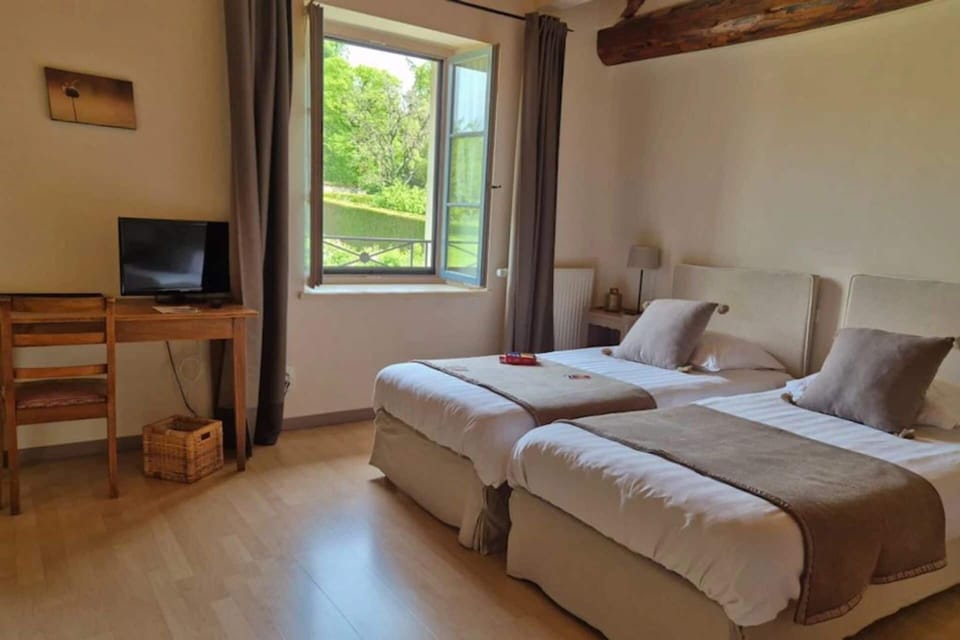 Standard Double or Twin Room | Free WiFi
