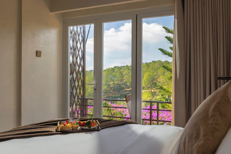 Superior Bungalow, Mountain View | Premium bedding, minibar, in-room safe, desk