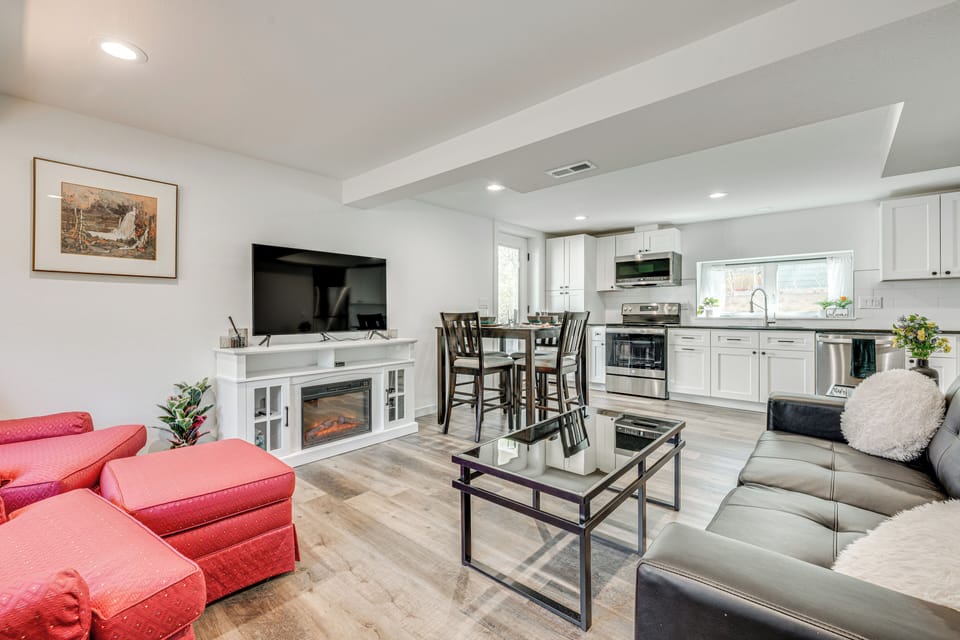 Apartment (2 Bedrooms) | Front of property