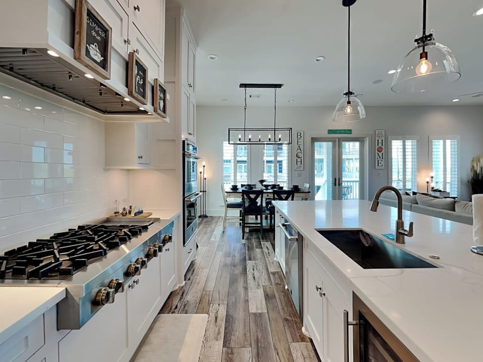 Full Size Kitchen