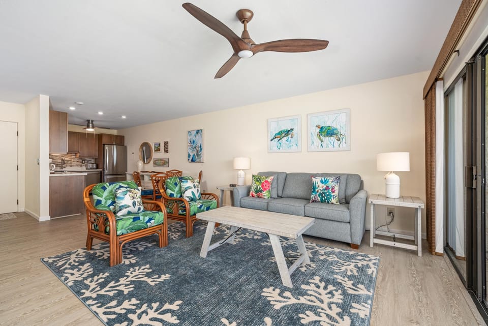 Condo, 2 Bedrooms | Living area | Smart TV