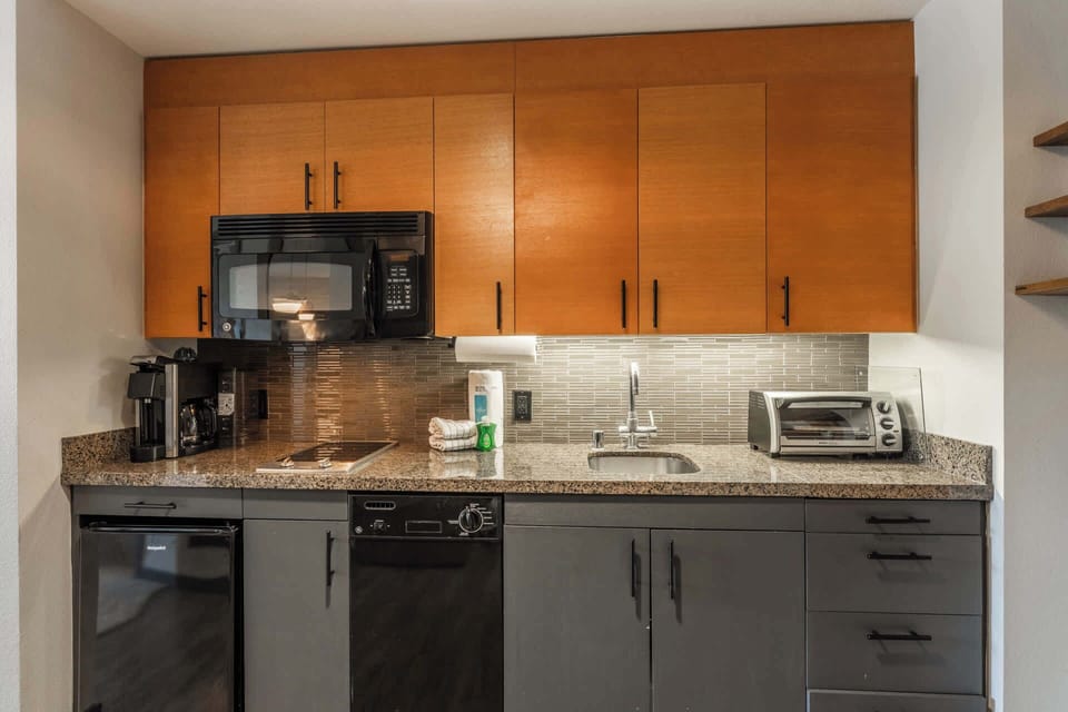Kitchen area 