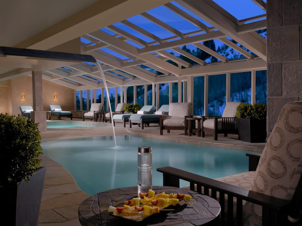 There are tons of great shared amenities, including this lovely chic swimming pool!