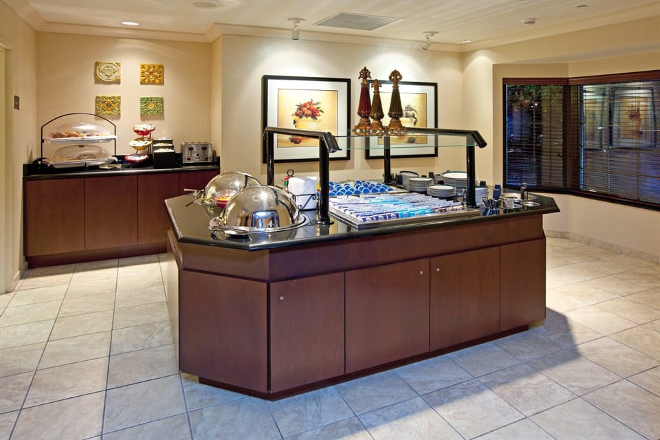Enjoy FREE on-site breakfast when you stay with us!