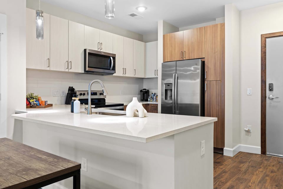 Bright kitchen with everything you need to feel at home