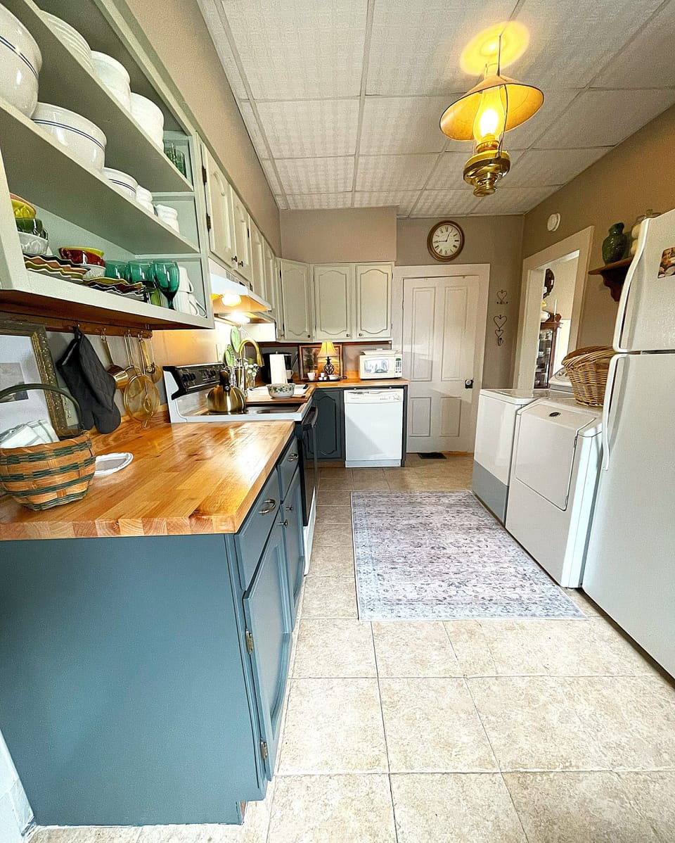 Kitchen east