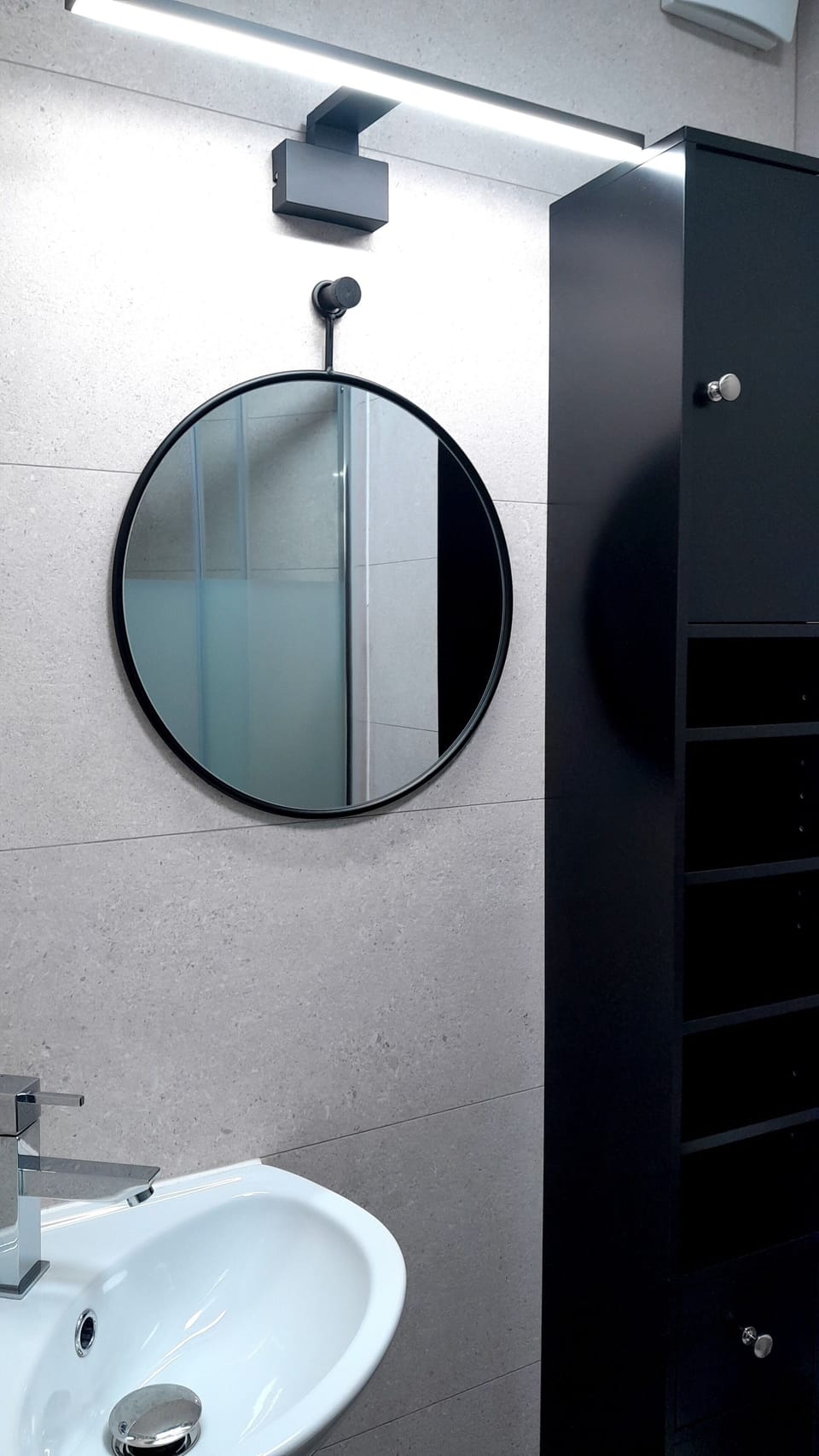 Double Room, Private Bathroom, Ground Floor | Bathroom | Shower, free toiletries, hair dryer, towels