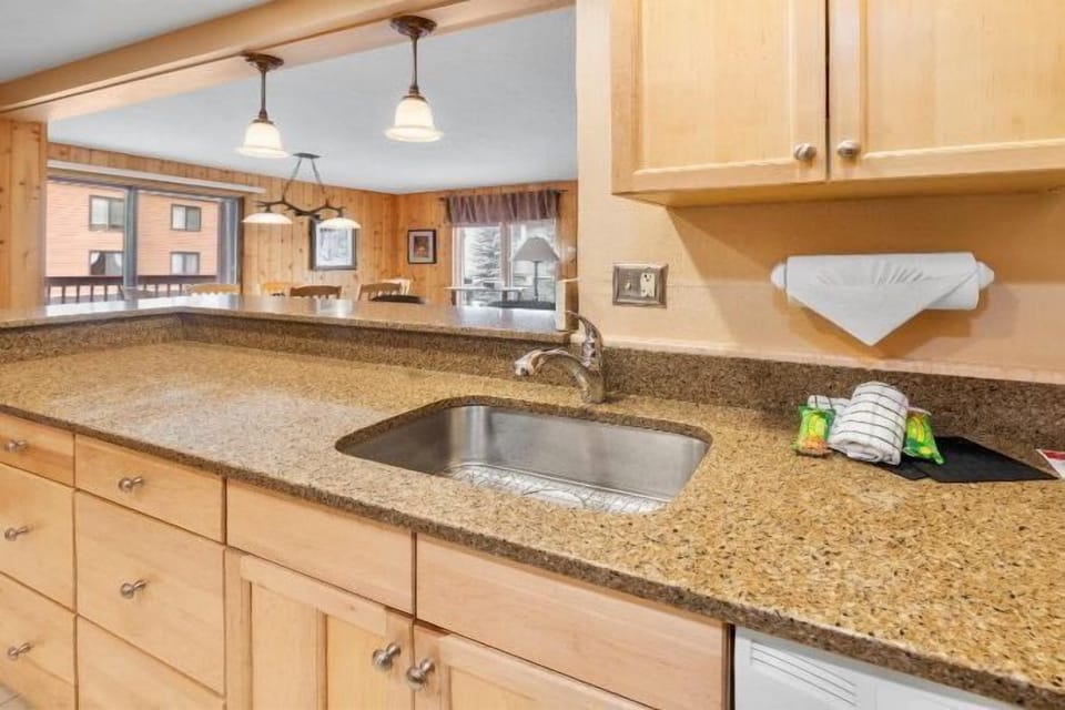 Kitchen ready for entertaining!